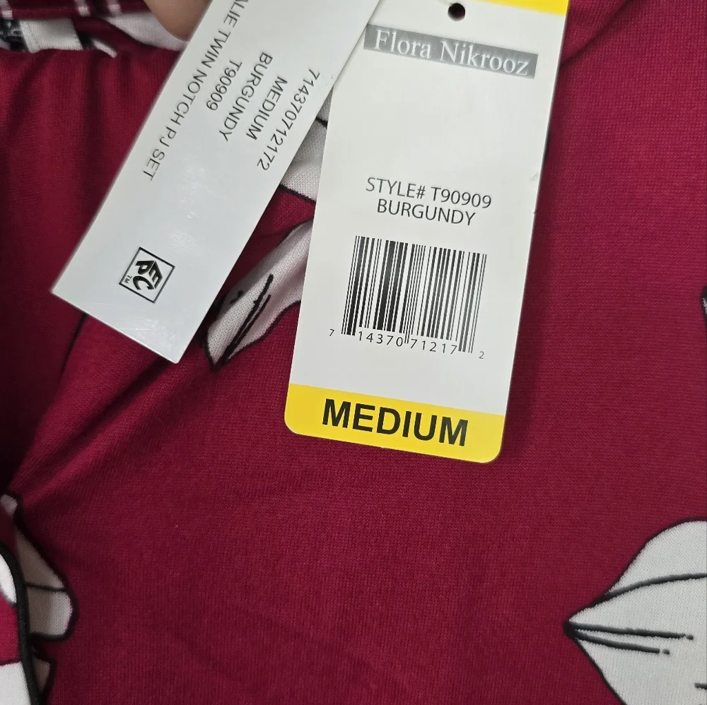 Nwt Flora Nikrooz Long Sleeve Notch Collar PJ Set 2 piece - Picture 9 of 11